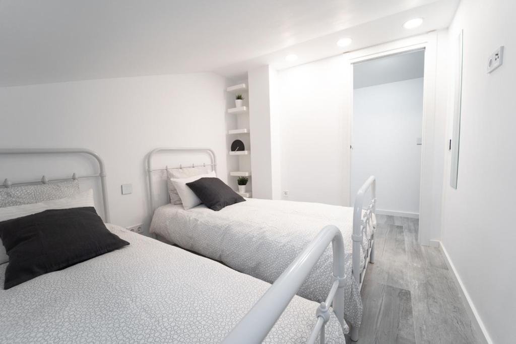 Buhardilla Comillas Beach En Primera Linea De Playa, Wifi, Netflix Extérieur photo